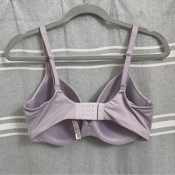 VICTORIA'S SECRETS / Body by Victoria Lined Perfect Coverage Bra Size 34DDD - Picture 2 of 11